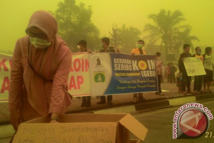 Warga Kalteng Aksi Kumpulkan Koin Kabut Asap