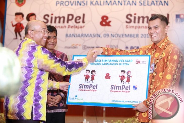 OJK Targetkan Himpun Dana Pelajar Rp400 Juta/hari