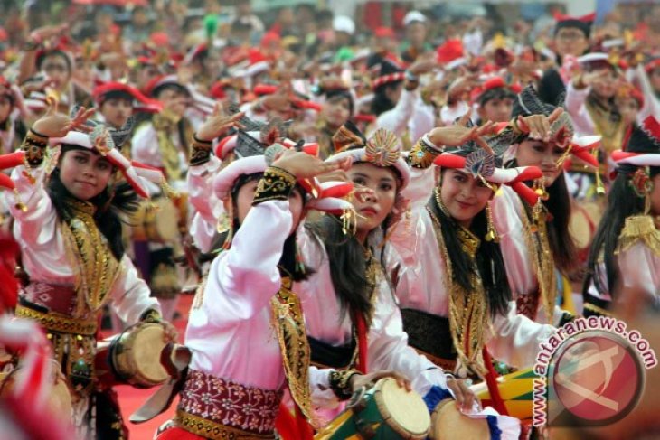 Rekor Tari Reog Kendang Masal