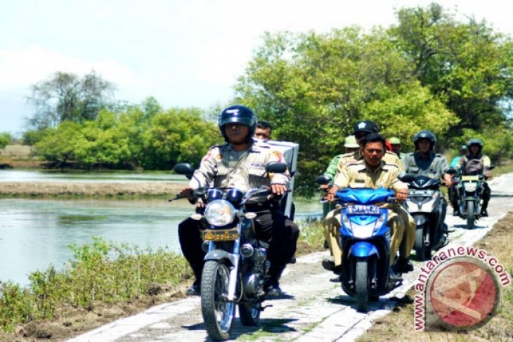 Distribusi Kotak Suara Dusun terpencil