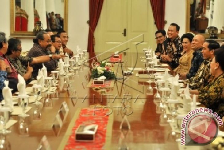 Presiden Dialog Dengan 17 Komedian