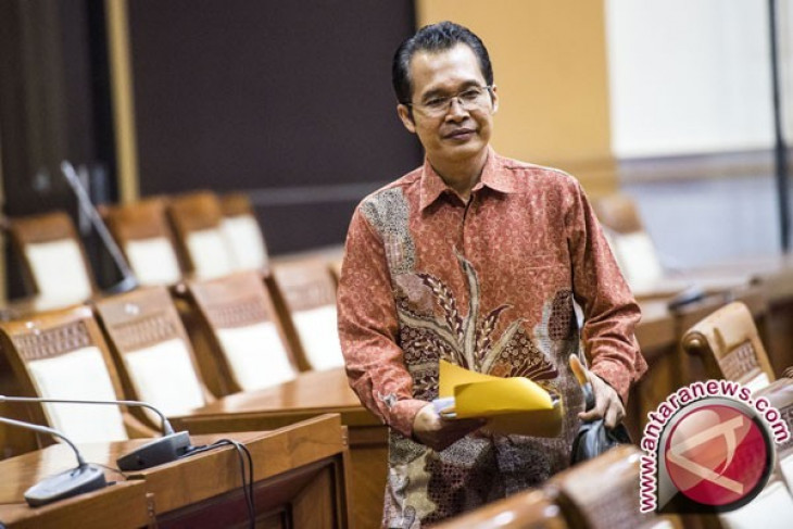 Harta Pimpinan KPK Alexander Marwata Rp795 Juta