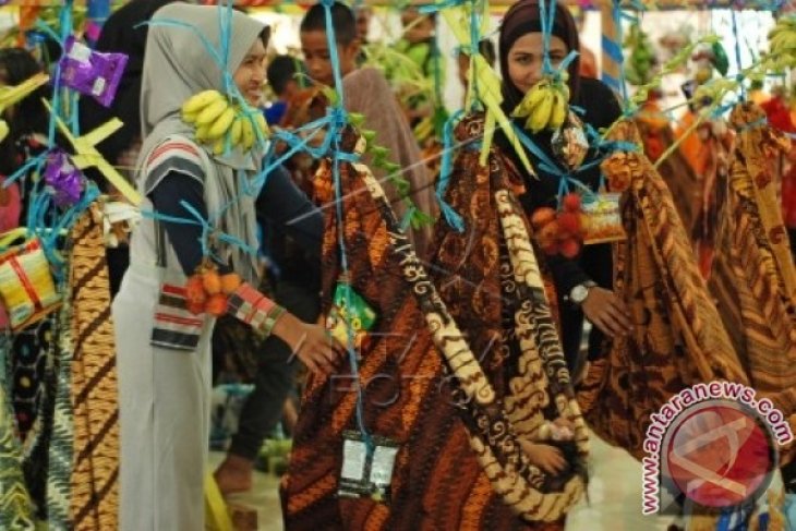 Tradisi Baayun Maulid di Barito Utara