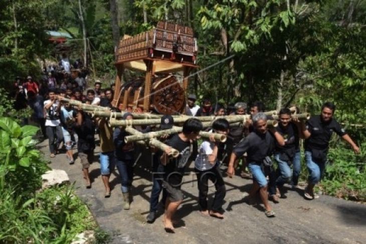 Prosesi Penguburan Adat Toraja