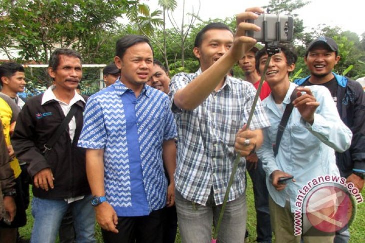 Selfie Bersama Wartawan