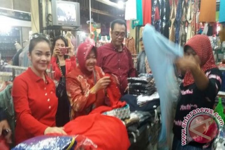 Risma Blusukan Di Palangka Raya