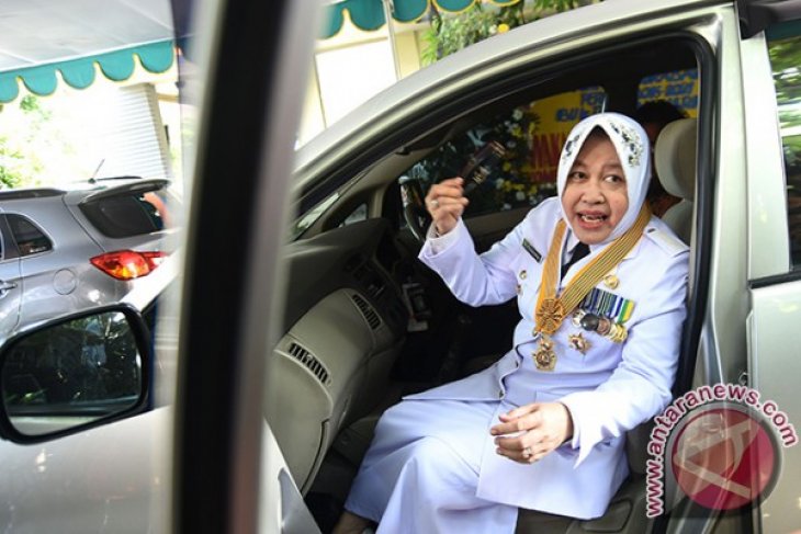 PELANTIKAN WALI KOTA SURABAYA oleh Fotografer Antara Surabaya