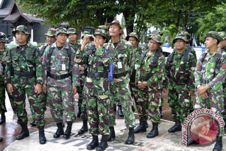 LATIHAN MENEMBAK DAN PETA