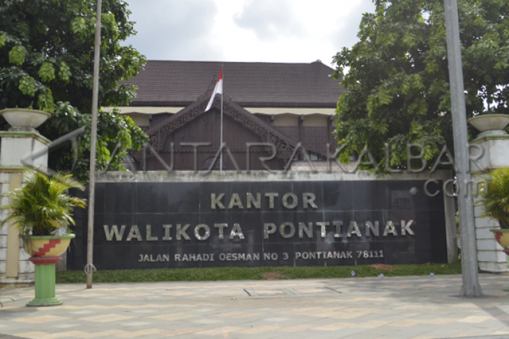 Pontianak Janjikan Beasiswa Nilai UN Tertinggi