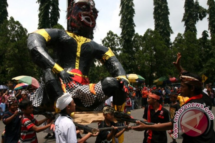 Ogoh-ogoh Mini Anak-anak