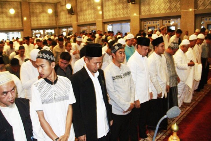 Shalat Gerhana Matahari Di Kota Bogor