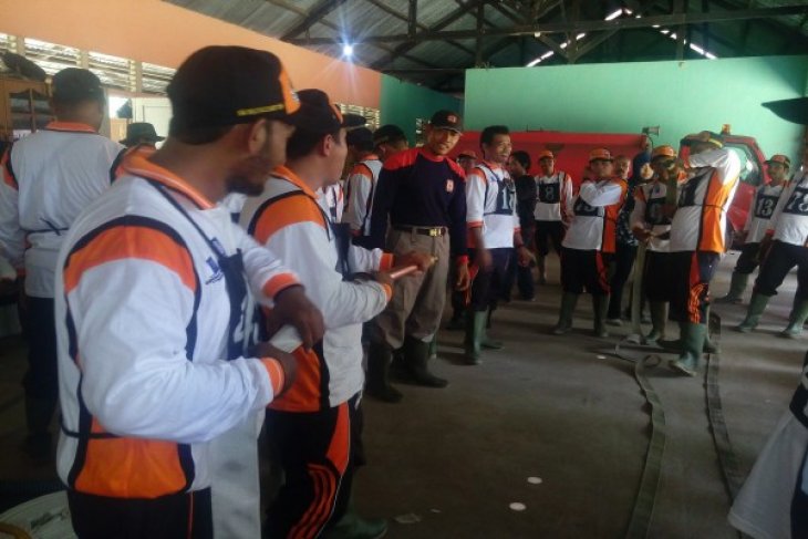 Kementerian Latih Masyarakat Desa Antisipasi Kebakaran Lahan