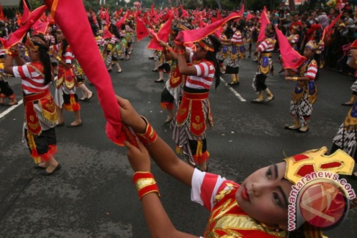 Tari Kolosal Umbul-umbul Panji Gumilang