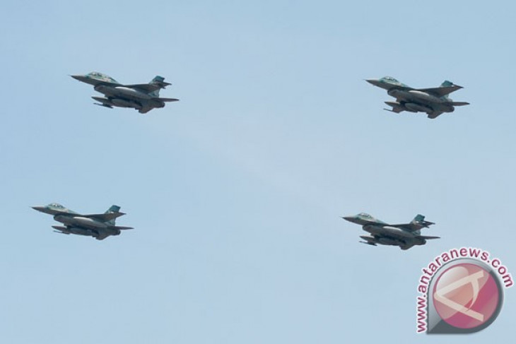 Roesmin Noerjadin AFB requires 3,000 meter-long runway