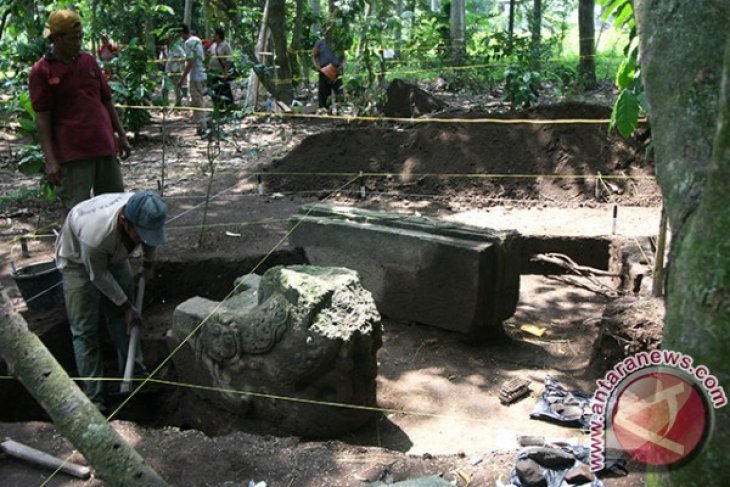 Ekskavasi Kuburan Candi Kediri