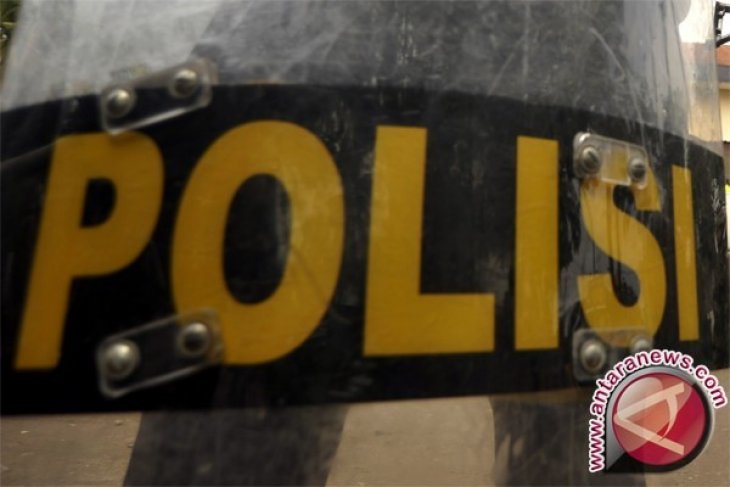 Polda Kalteng Buru Pelaku Lain Pembakar SD