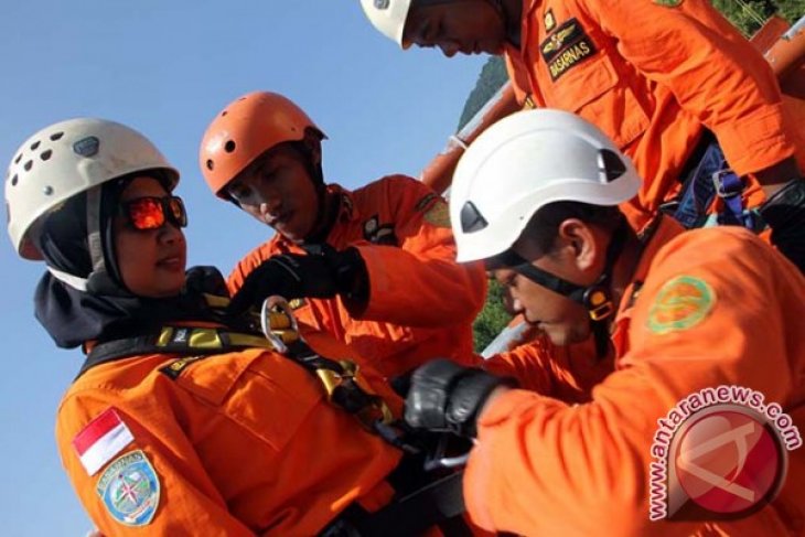 Pelatihan SAR Perempuan