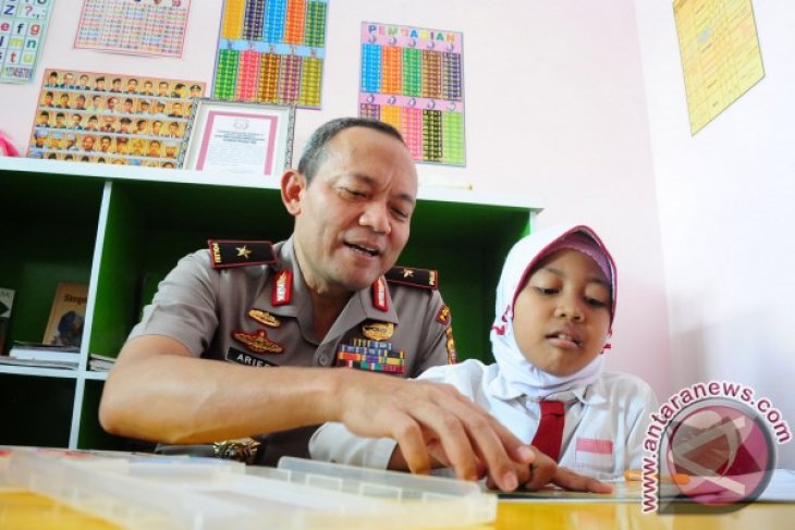 Taman Bacaan Polda Kalbar