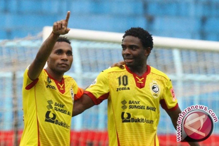 Sriwijaya FC Libas Madura United 5-0