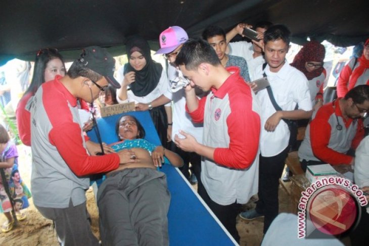 Gubernur: Kesehatan Suku Anak Dalam terus ditingkatkan