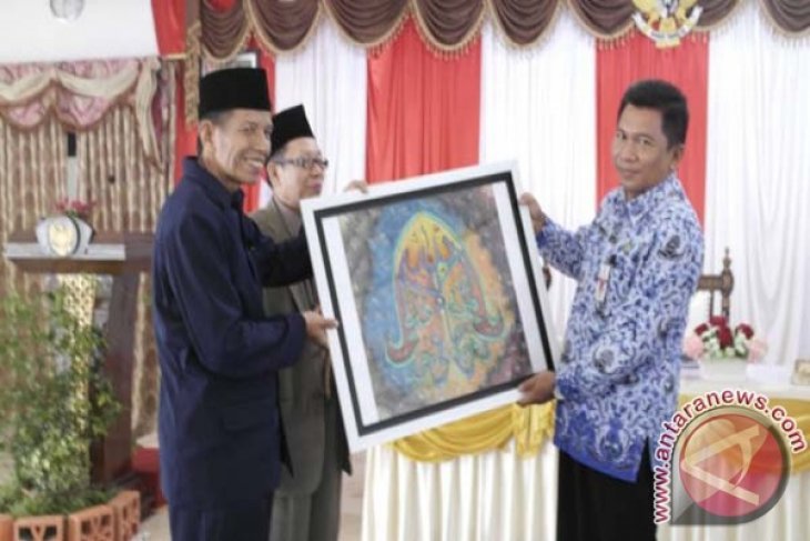 Santri Dikenalkan Pengelolaan Ekonomi Kerakyatan