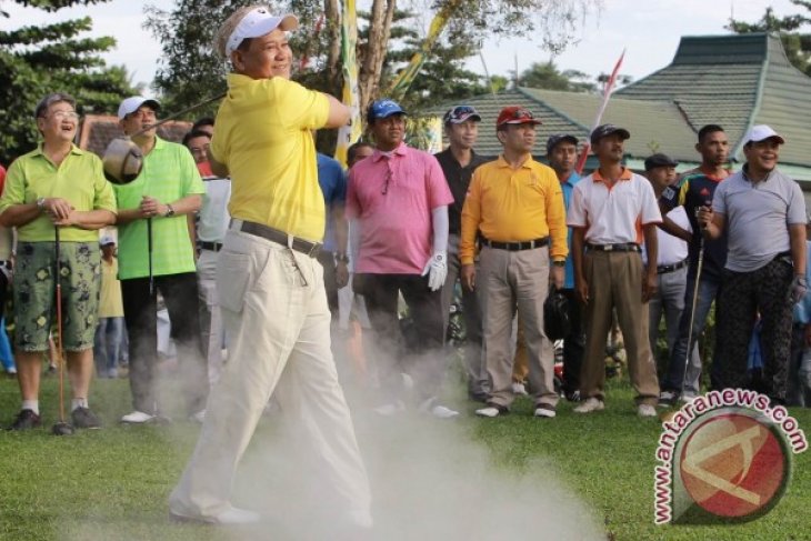 PGI Gelar Turnamen Golf Saijaan
