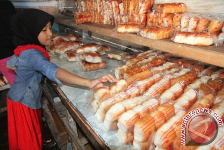 Produksi Roti Tawar Meningkat