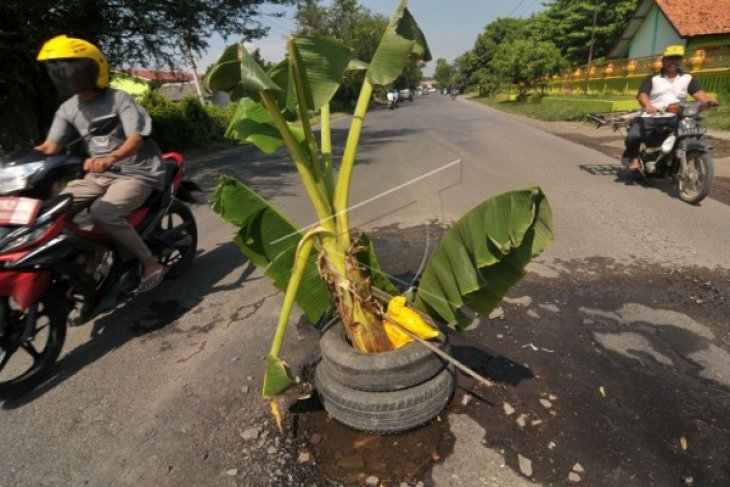 Kubu Raya Upayakan Pembangunan Jalan Desa