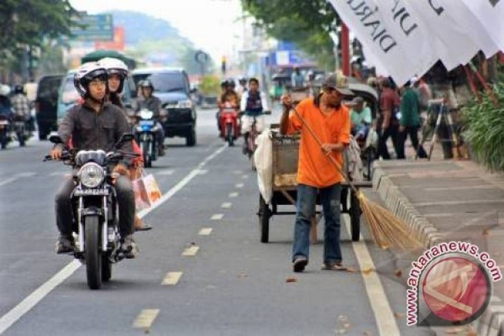 Pasukan kuning Banjarmasin mendapatkan uang tambahan Rp1 juta