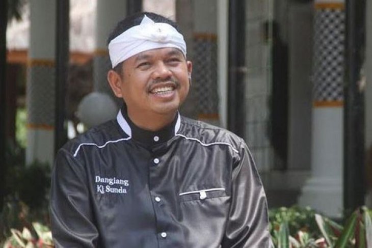 Bupati Purwakarta Marahi Warga Tebang Pohon Sembarangan