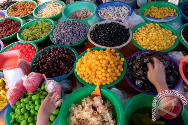 MANISAN BUAH SAJIAN LEBARAN