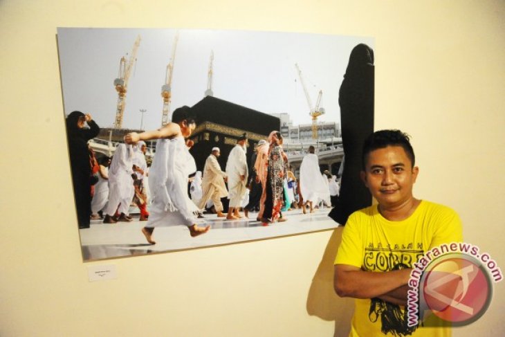 Pameran Foto Holy Picnic