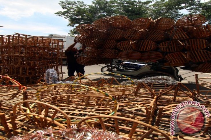 PERMINTAAN KERANJANG PARCEL LEBARAN