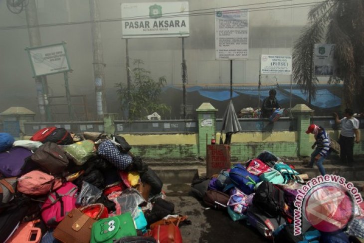 KEBAKARAN PASAR AKSARA