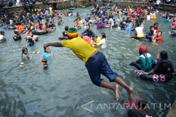 Libur Lebaran Banyu Biru