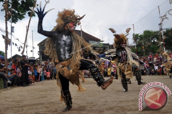 Festival Lima Gunung XV