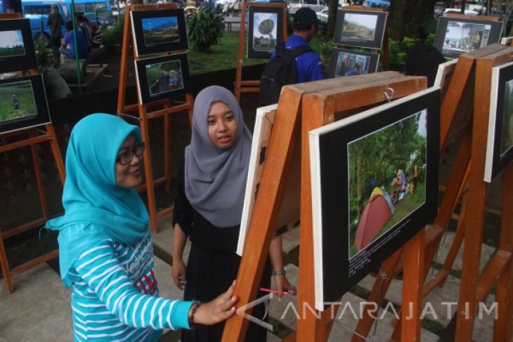 Pameran Foto Gerbang Semeru