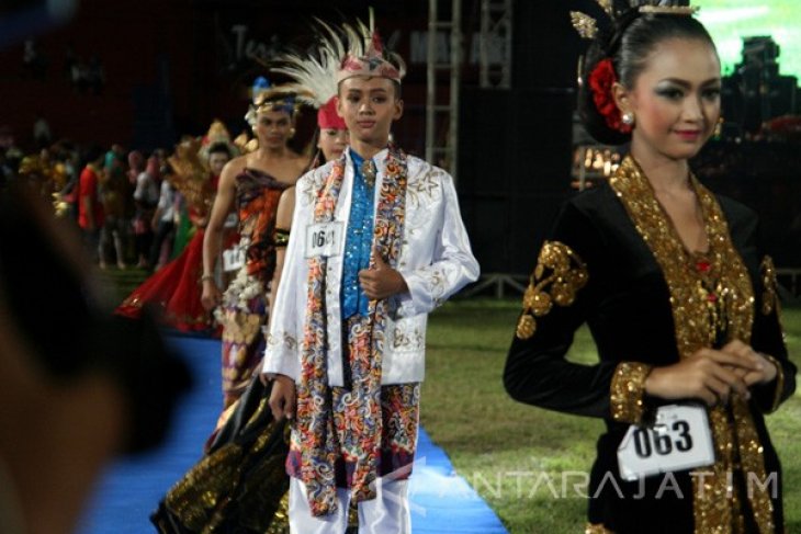 Kontes Peragaan Busana Nusantara