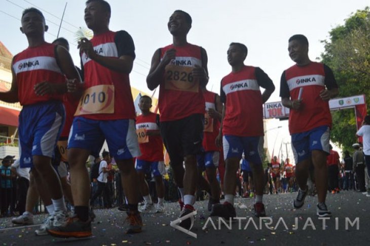 Lomba Lari 10 Kilometer