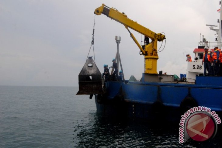 Timah Tebar Fish Shelter di Teluk Limau
