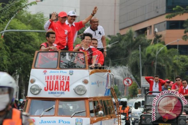 Salam perpisahan dari Menpora kepada Liliyana Natsir