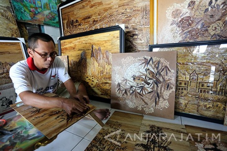 Kerajinan Lukisan Pelepah Pisang