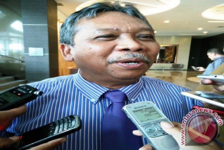 Gubernur Tinjau Pembangunan Masjid dan Gadung Pers