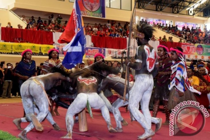 Penari Pegunungan Tengah Papua