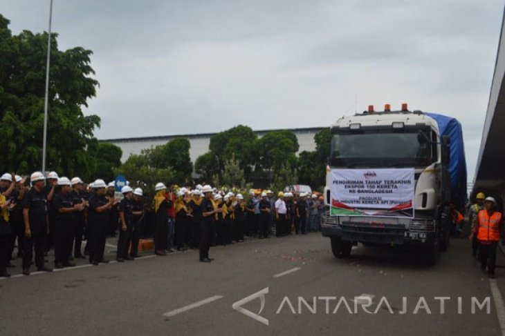 Pengiriman Kereta Pesanan Bangladesh