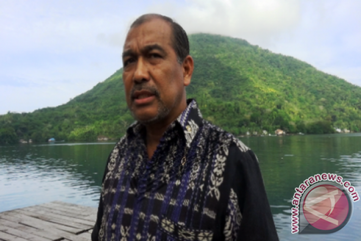 Nono Sampono dari pedagang ikan hingga jenderal marinir