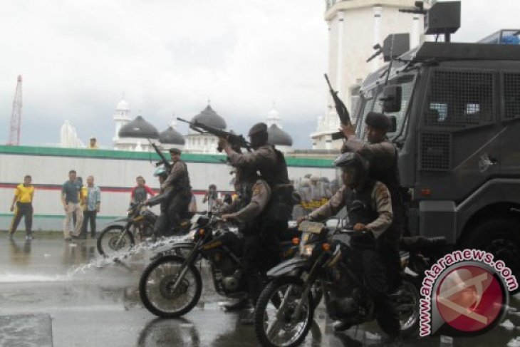 Simulasi Penanganan Kerusuhan Pilkada Aceh