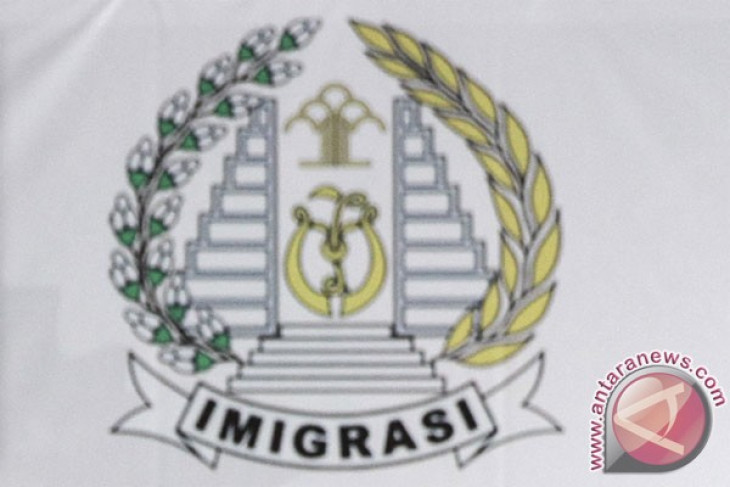 Two Turks deported over skimming case