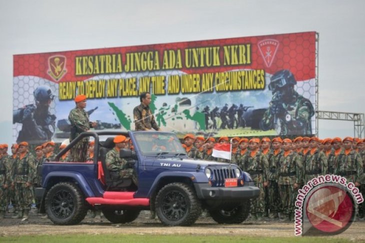 Kunjungan Presiden ke Korpaskhas TNI AU