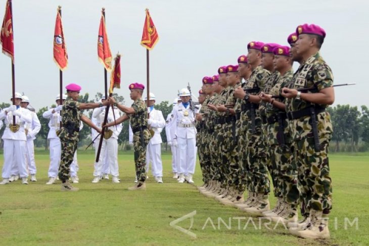 Sertijab Komandan Satuan Pasmar-1